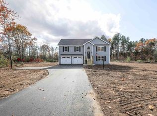 30 Long View Dr, Henniker, NH 03242