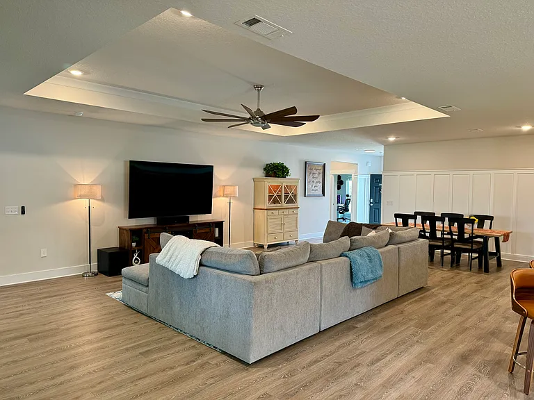 6277 Forest Bay Ave — Photo 9