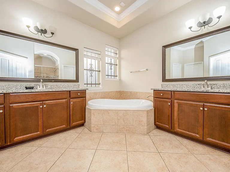 3522 Cardiff Mist Dr — Photo 28