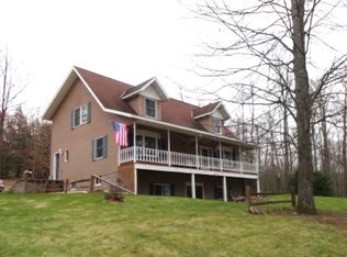 10576 N Agate Rd, Trout Creek, MI 49967