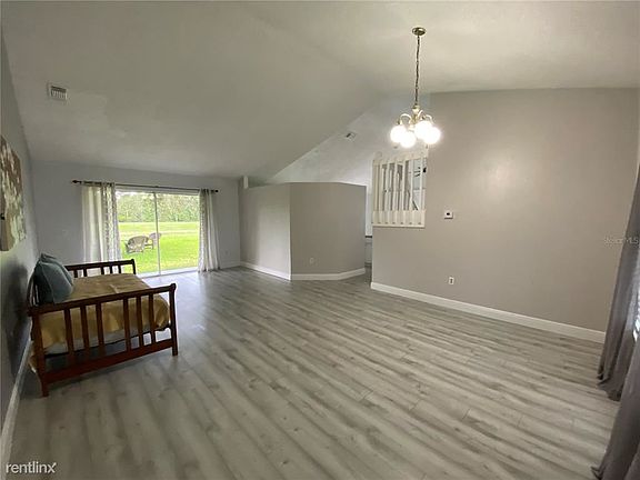 5th image of 2029R Gamboge Dr