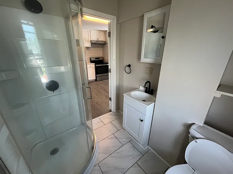 137 Main St #3 — Photo 7