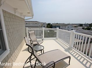 312 76th St, Avalon, NJ 08202