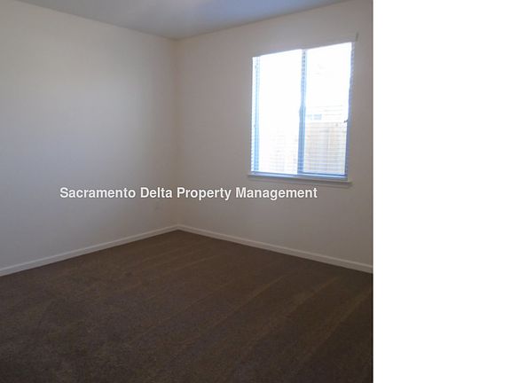 4th image of 9225 Buckeye Way