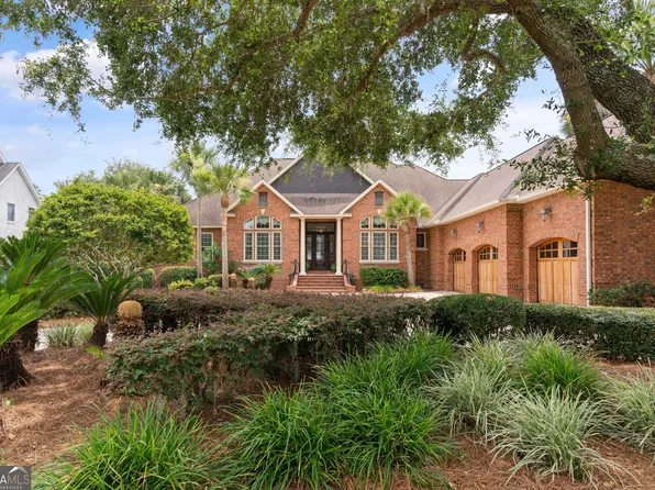 128 Riverwalk Dr, Brunswick, GA 31523