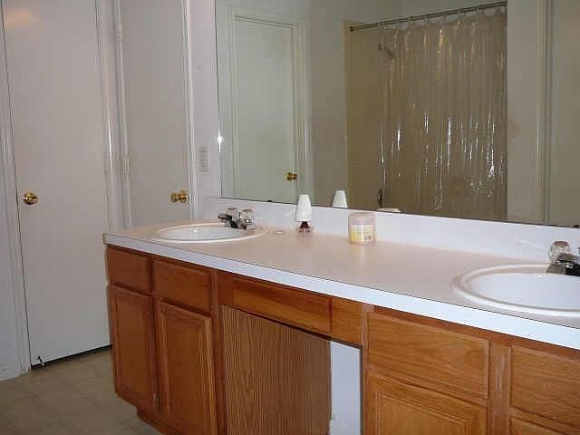 2nd image of 11111 Malden Dr