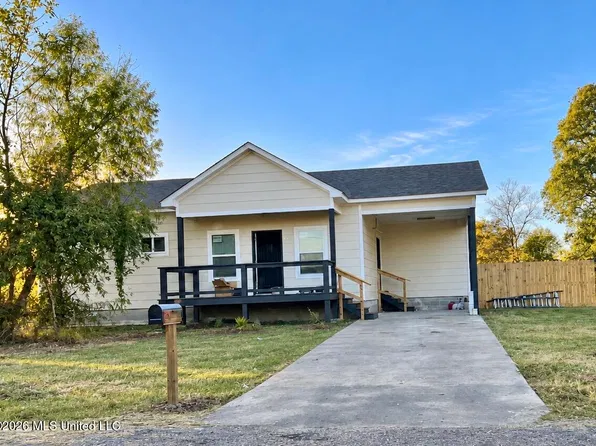 215 Meadowbrook Cv, Lyon, MS 38645