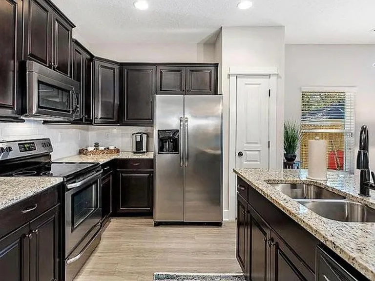 1514 Flagler Ave — Photo 5