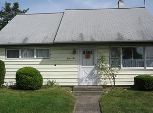 84 Killian Pl, Totowa, NJ 07512
