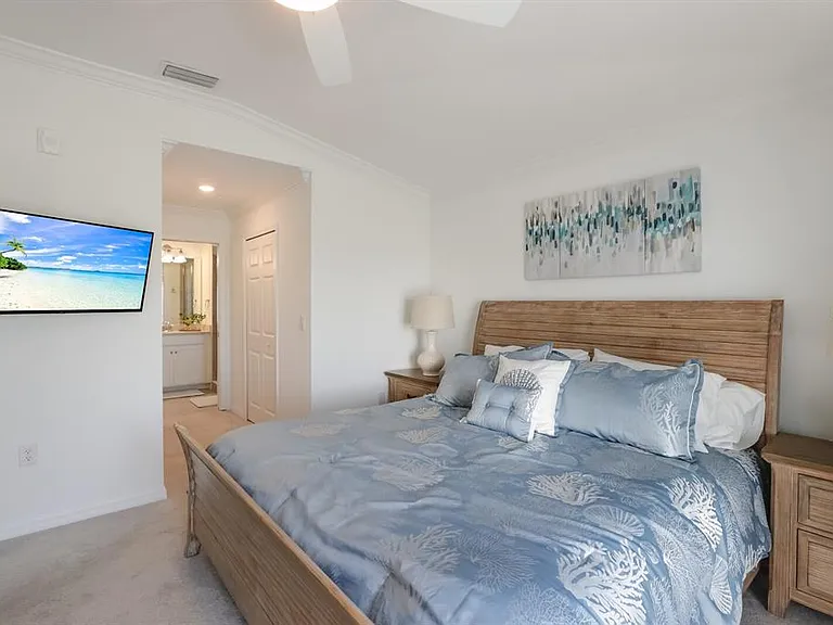 5721 Palmer Cir #201 — Photo 19