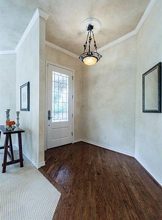 3rd image of 6404 Fershaw Pl
