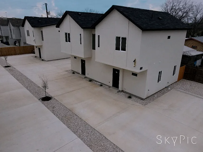 6406 Tahoka St #101 — Photo 5