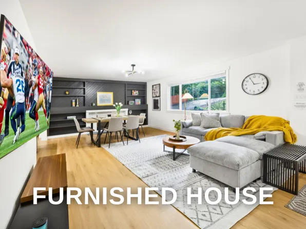 806 N 153rd Pl, Seattle, WA 98133