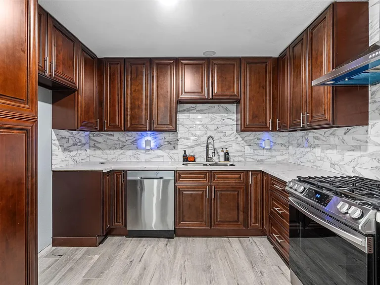 3853 Rosedale St — Photo 17