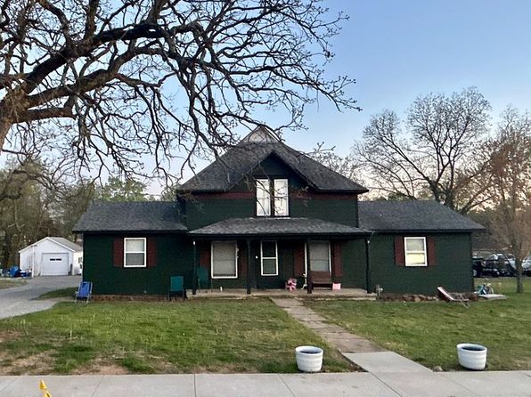 413 E Elm St