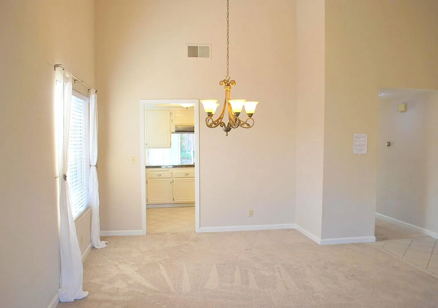 Terrific One Story Home ! Newly Painted ! Great Westside Location ! Close To Top Schools, Bishop ... — Photo 4