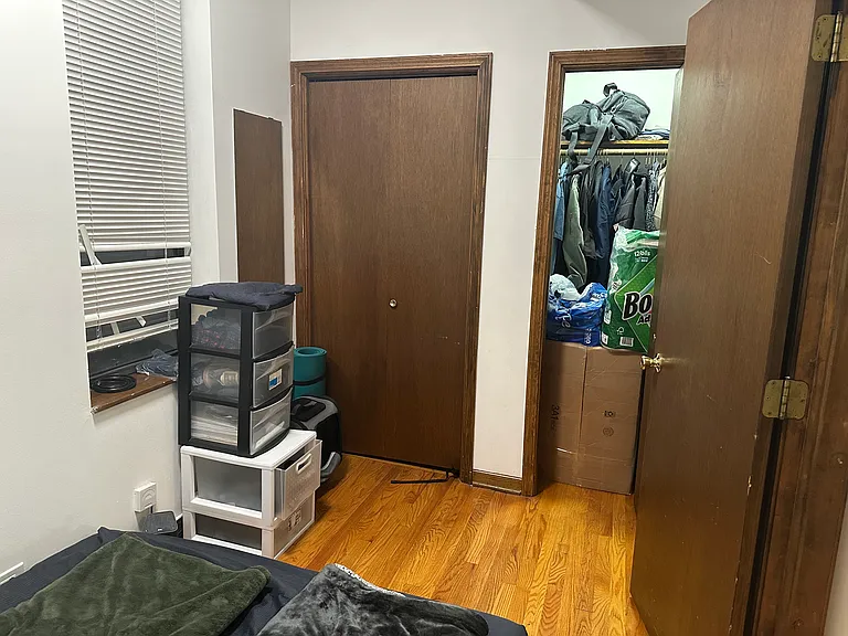 1362 W Crystal St #2F — Photo 8