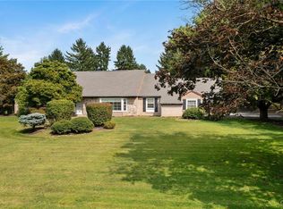 827 Traylor Dr, Allentown, PA 18103