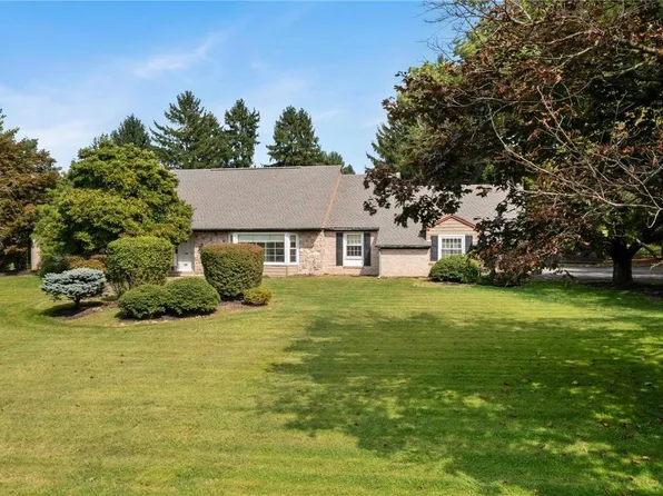 827 Traylor Dr, Allentown, PA 18103