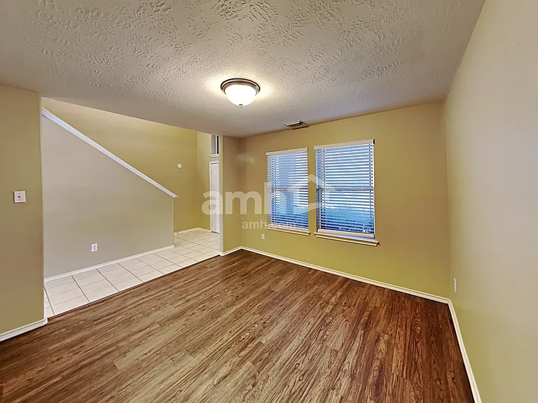 5446 Aloe Ave — Photo 9
