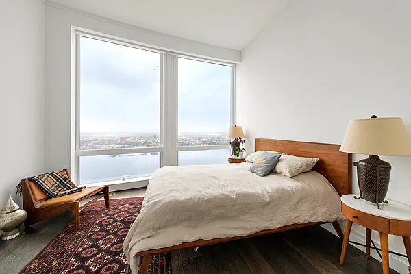 Rented by Douglas Elliman | media 34