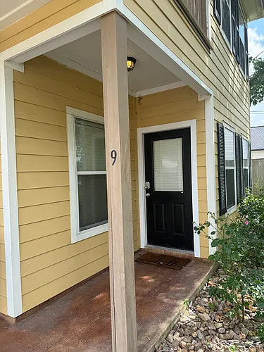 204 E Buck St #9 Photo 1