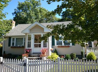 137 Sanborn Ave, West Roxbury, MA 02132