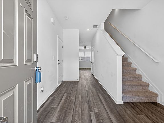 4th image of 64 Thetford Way