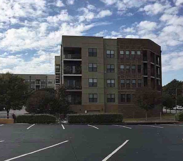 2nd image of 898 Oak St SW Unit 3322