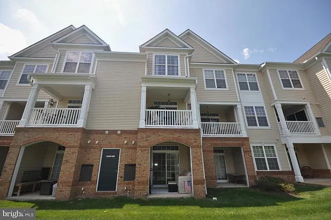 43890 Hickory Corner Ter #107 — Photo 6