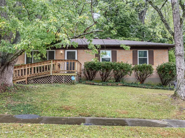 8003 Candleglow Ln, Louisville, KY 40214
