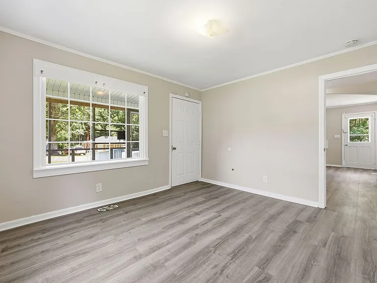 608 N 16th St — Photo 30