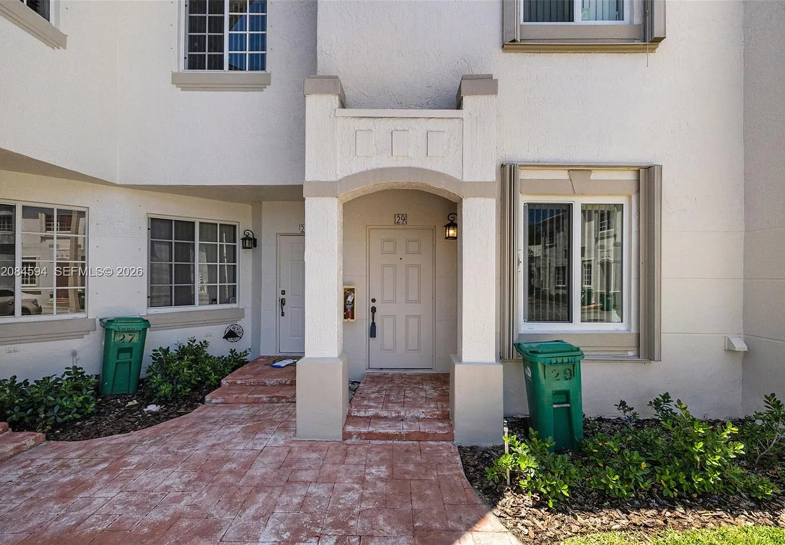 Hampton Place Condo — Photo 2