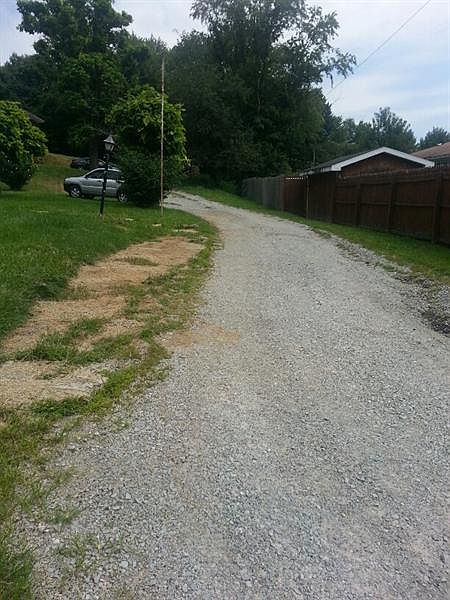 1st image of 610 Kapusta Dr