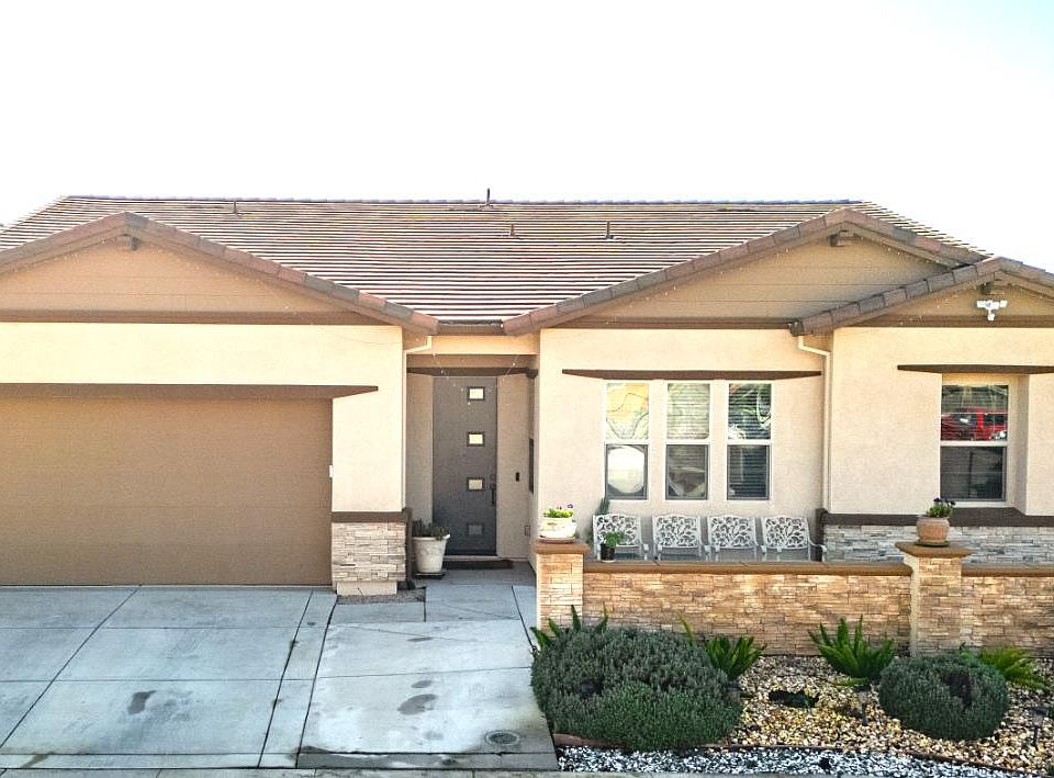 1st image of 9444 Quintero Ave