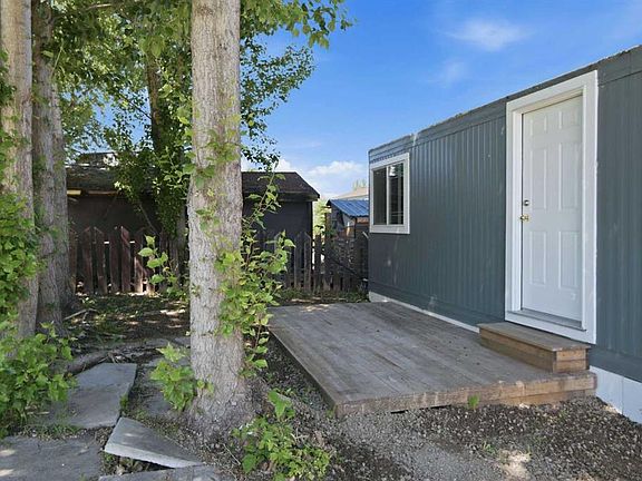 3rd image of 6834 59th Ave #112