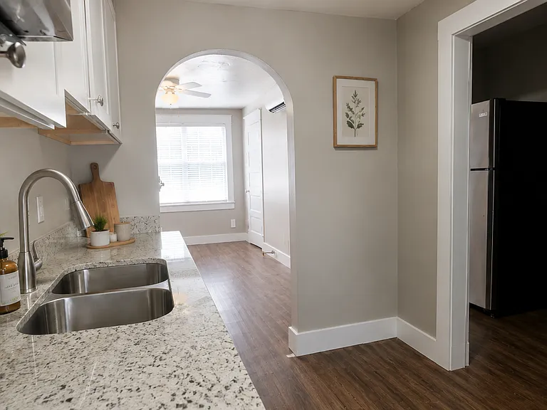 MR Properties 4, LLC — Photo 2