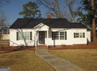 390 Bay St, Baxley, GA 31513
