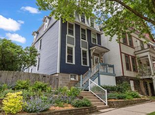 1676 N Jackson St, Milwaukee, WI 53202