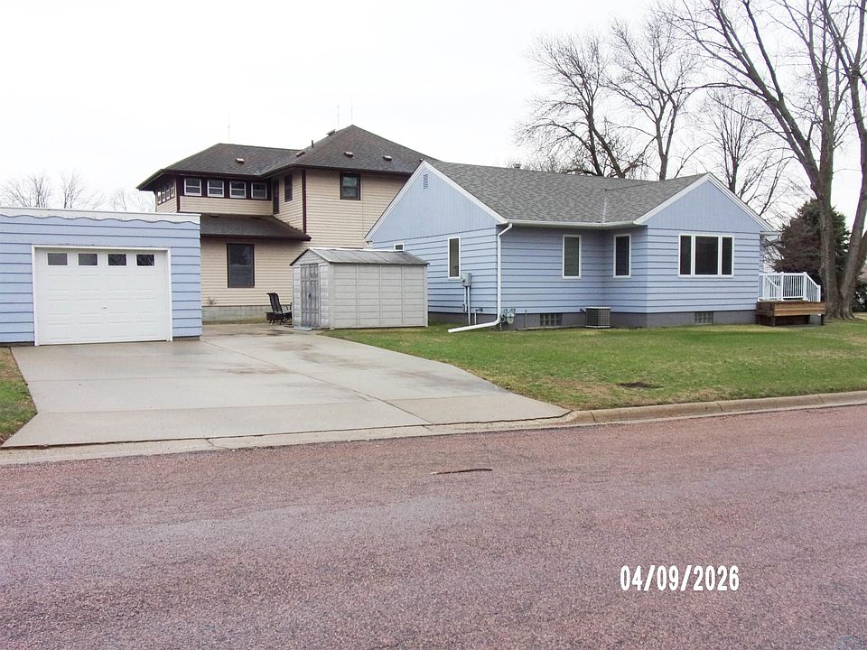 1st image of 1322 Avenue I