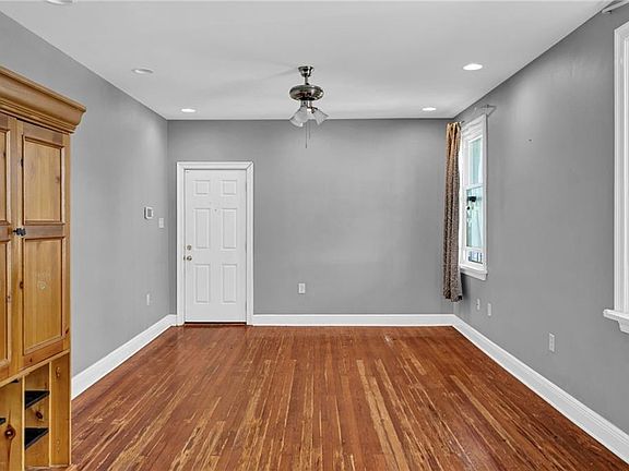5th image of 1674 N Broad St