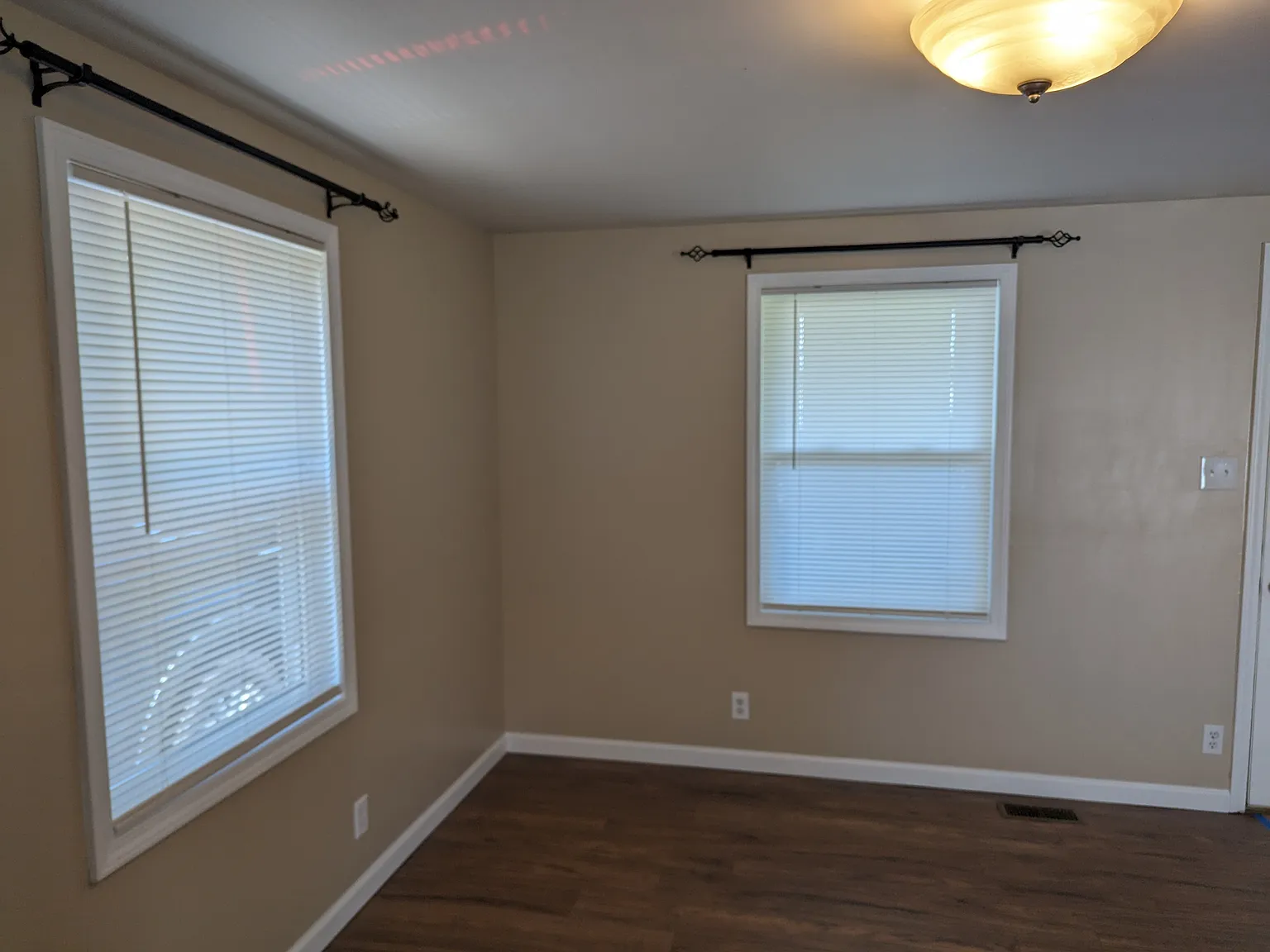 3 bed, 1000 sqft, $1,850 — Photo 4