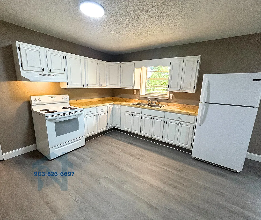 601 Thomas Street - 1 — Photo 3