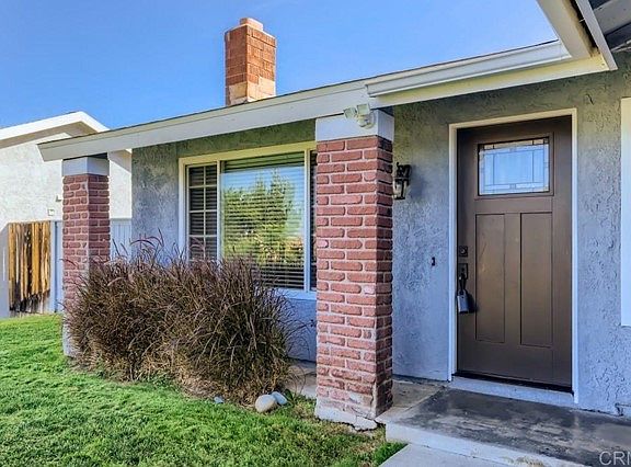 4th image of 2095 S Buena Vista Ave