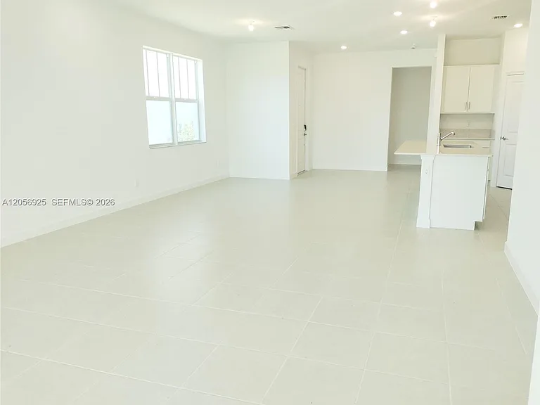 1416 Haywagon Trl #1416 — Photo 7