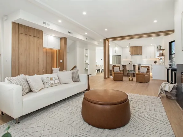 10 Bartlett St Unit 2, Somerville, MA 02145