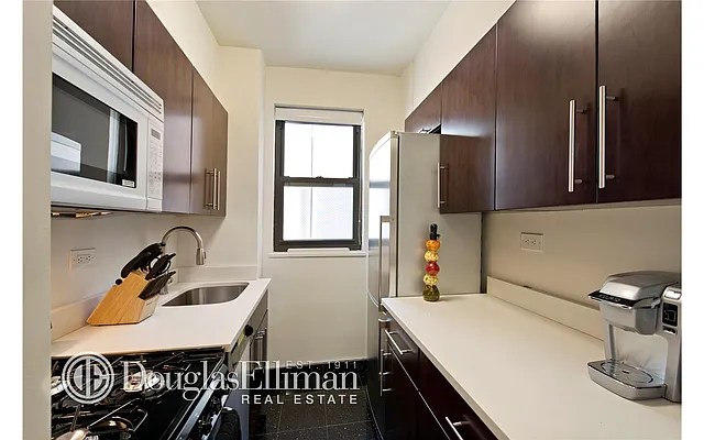 Rented by Douglas Elliman | media 1