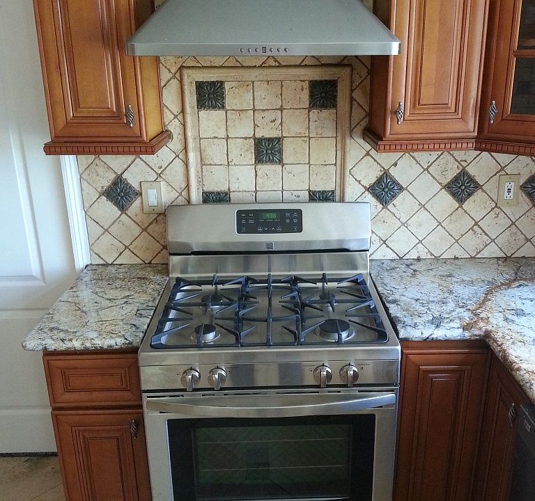 1st image of 719 Cleghorn Dr
