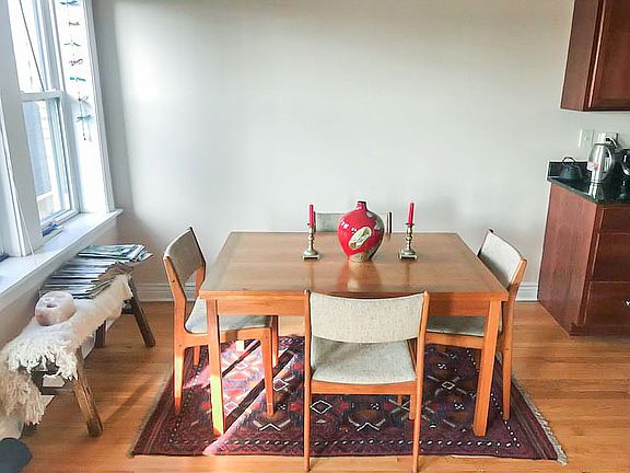 4th image of 4865 N Hermitage Ave #3F
