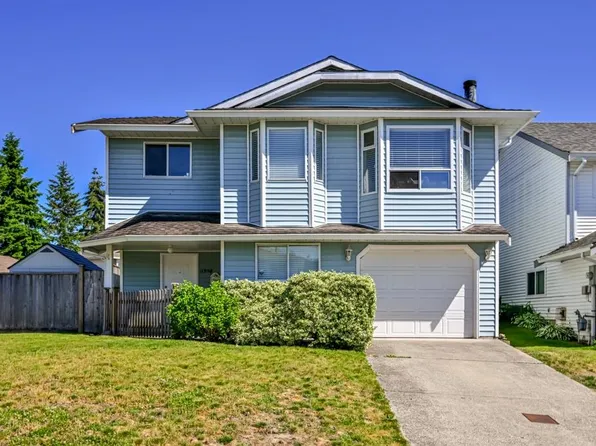 11398 Harrison St, Maple Ridge, BC V2X 9L2
